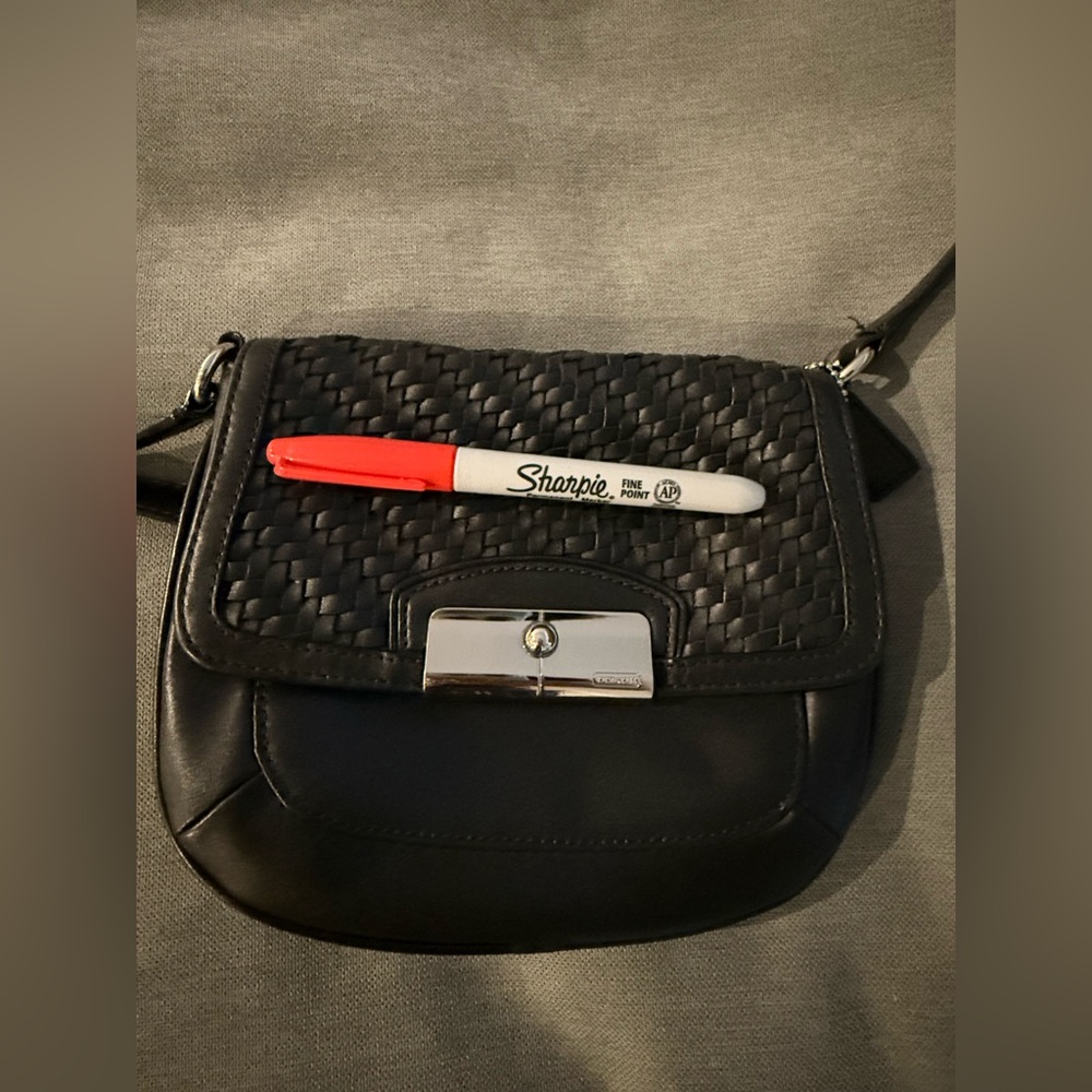 Coach small crossbody bag - black leather (barely worn)
